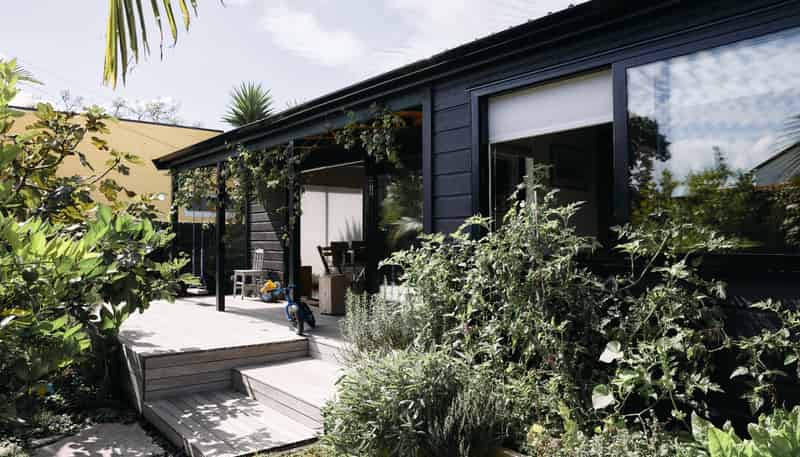 1/329 Point Chevalier Road, Point Chevalier