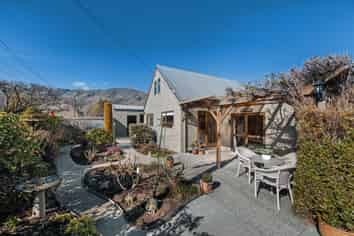 18 Blyth Street, Cromwell