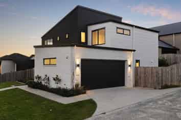 140A Lisle Farm Drive, Pukekohe