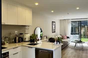 4/37 Camelot Place, Glenfield