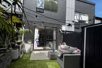 4/37 Camelot Place, Glenfield
