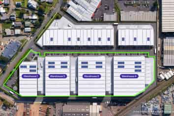 Road Front Distribution Facility | 2977m2 + 904m2