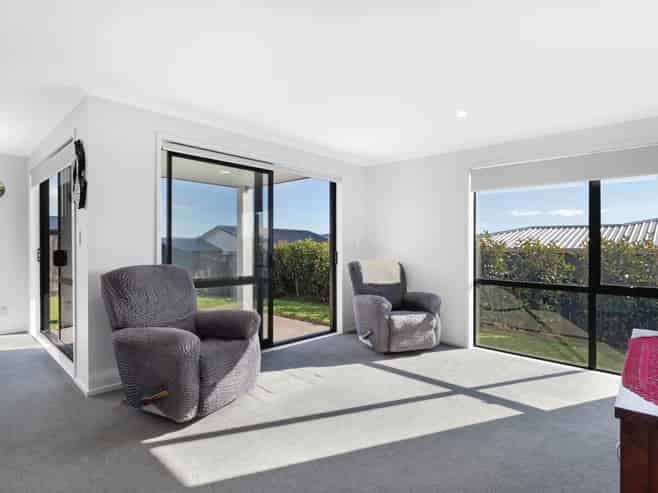 21 Tuaraki Drive, Wellsford