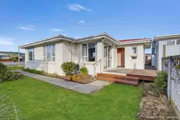 31 Main Street, Mataura