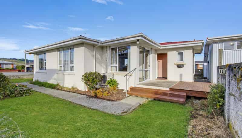 31 Main Street, Mataura