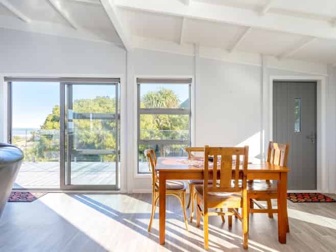 569B Te Awaiti Road, Tora