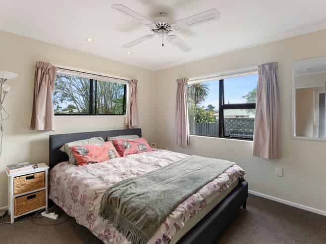 49 Tasman Road, Otaki Beach