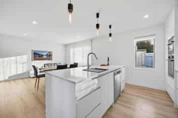 9A Portadown Avenue, Pakuranga Heights