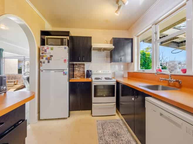 83 Masefield Avenue, Maraenui