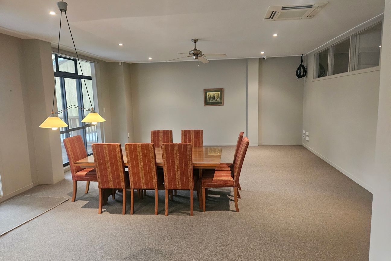 An Upstairs Office for Lease - Ansicht 2