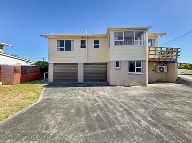 34 Linklater Avenue, Foxton Beach