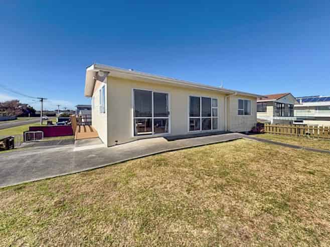 34 Linklater Avenue, Foxton Beach