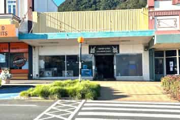 Vacant Retail Shop