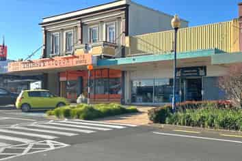 Vacant Retail Shop
