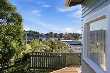 38 Whakapaki Street, Urenui