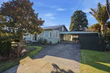 38 Whakapaki Street, Urenui
