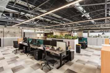 Waterfront Office - Catalina Bay