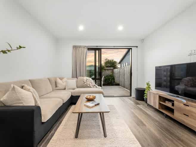 6/3 Abbotleigh Avenue, Te Atatu Peninsula