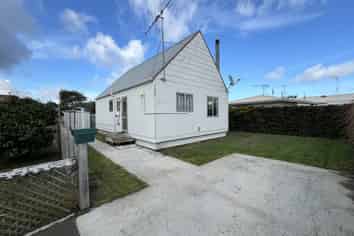 45 Treadwell Street, Springvale