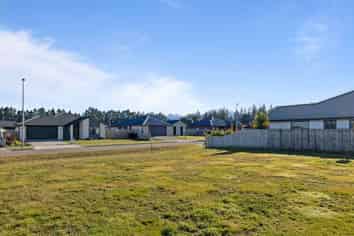 8 Memorial Crescent, Methven