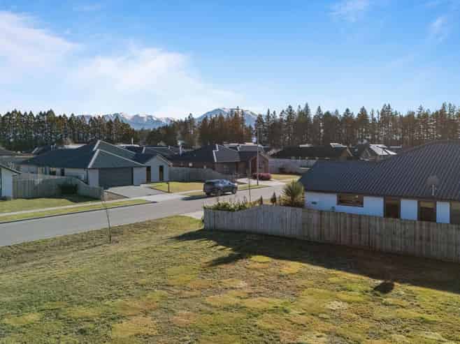 8 Memorial Crescent, Methven