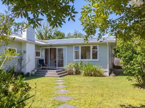 79 Kuratawhiti Street, Greytown