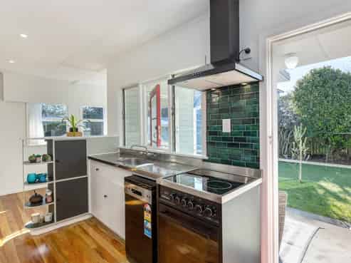 79 Kuratawhiti Street, Greytown
