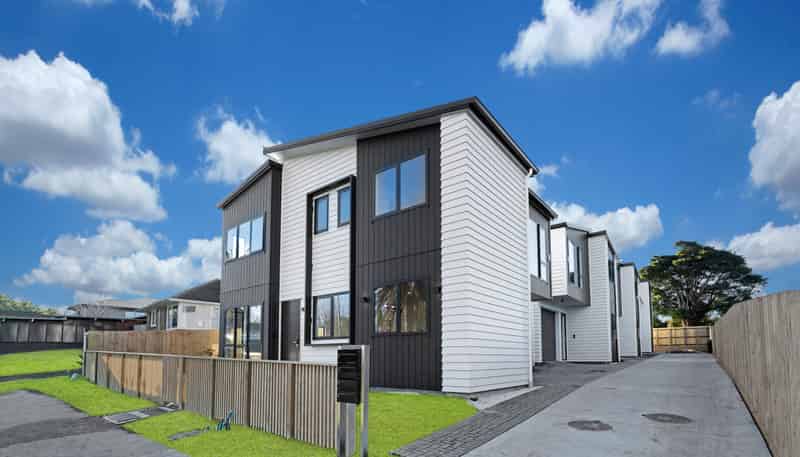 Lot 1 & 3/5 The Boulevard, Sunnyhills