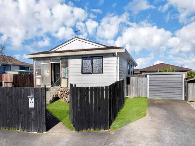 1/49 Coombe Avenue, Otara