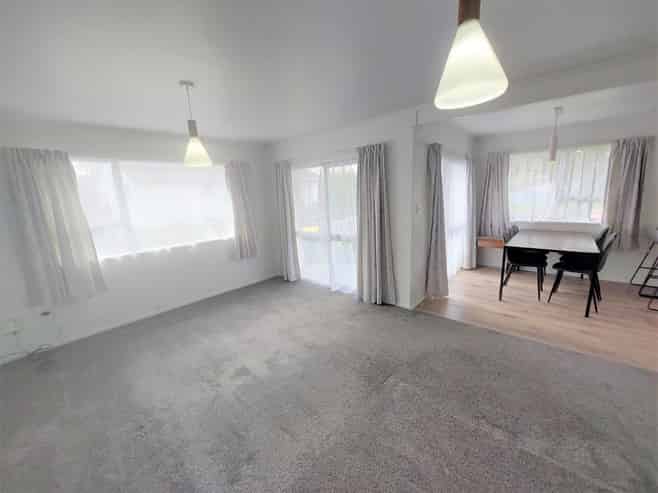 1/3 Tyndrum Place, Highland Park