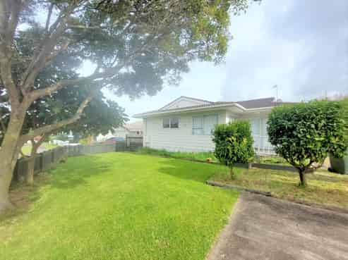1/3 Tyndrum Place, Highland Park