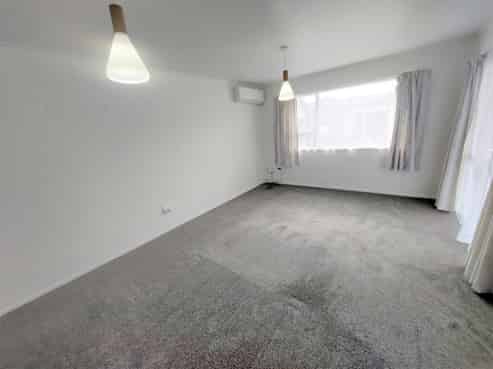 1/3 Tyndrum Place, Highland Park