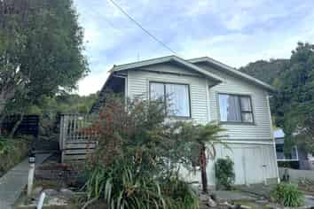  13 Ashmore Avenue, Cobden