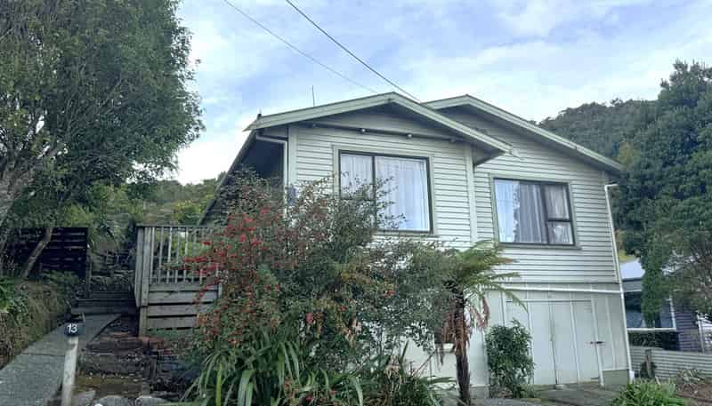  13 Ashmore Avenue, Cobden