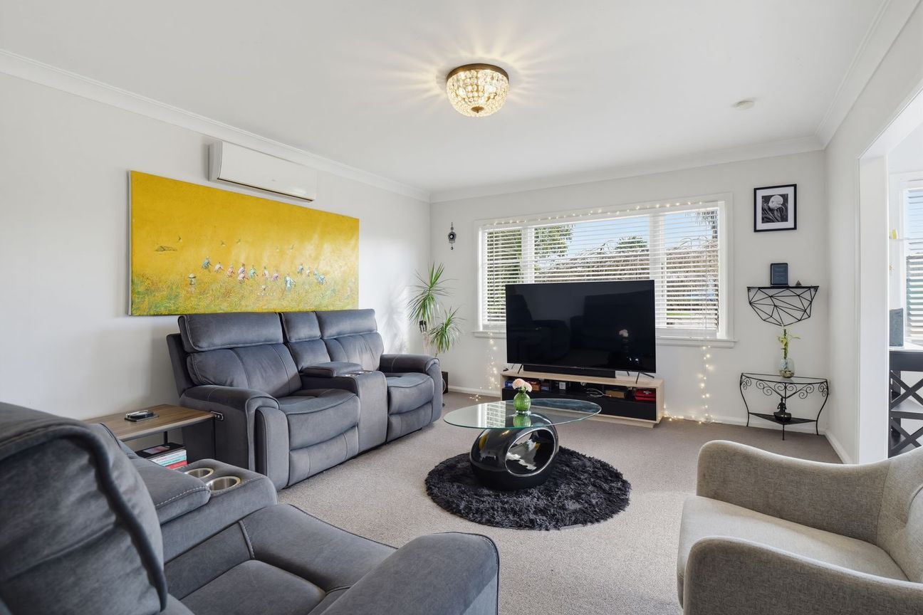 Five Bedroom Desired Hokowhitu Location - Mehr
