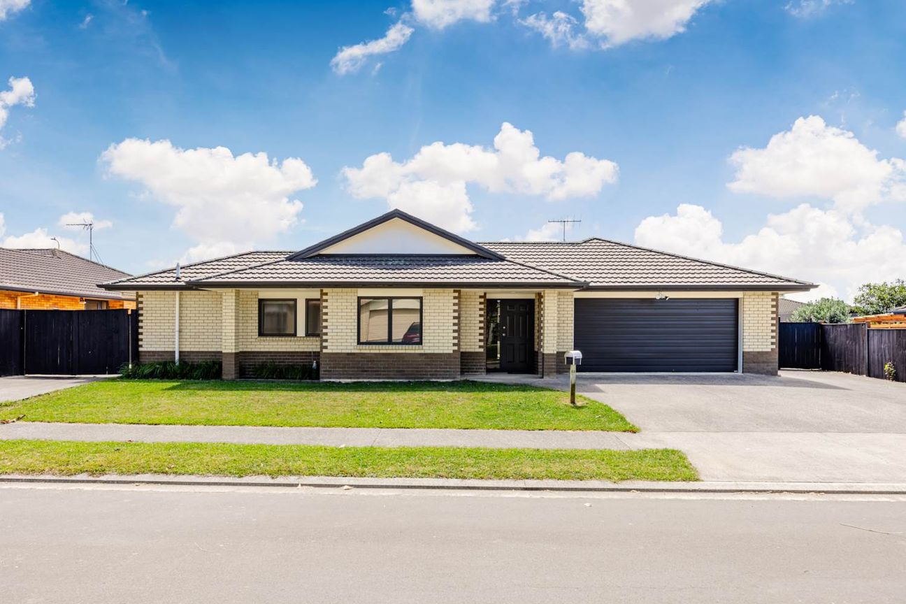 Family Home in Prime East Tamaki - Widok 3