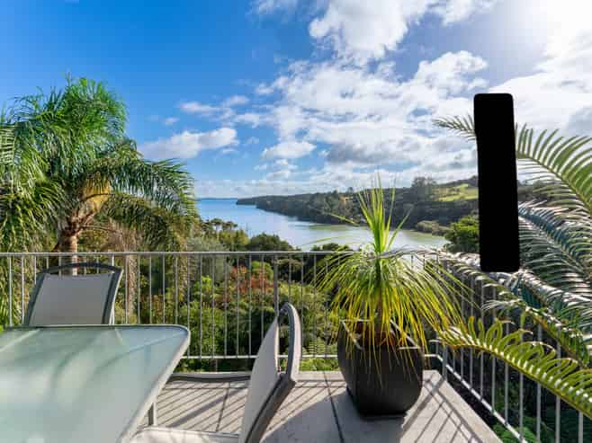 348 Aucks Road, Russell