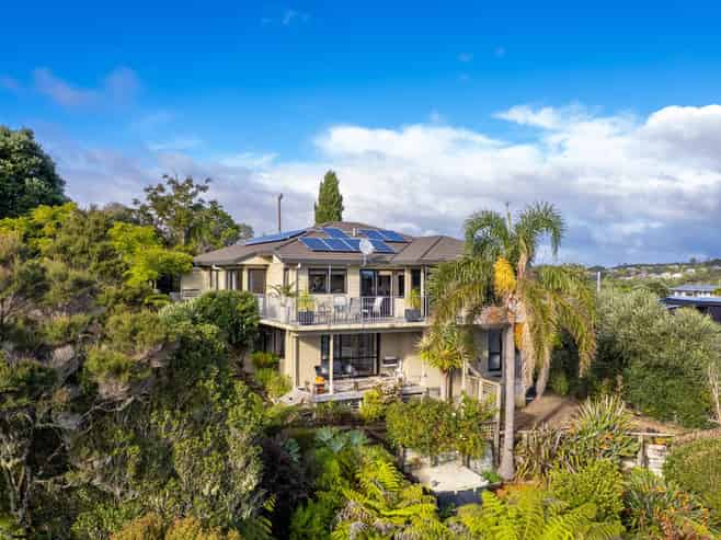 348 Aucks Road, Russell