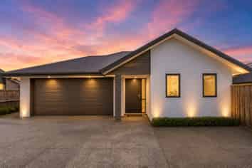 7 Sequoia Way, Rangiora