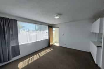 4/8 Eldon Road, Mount Eden
