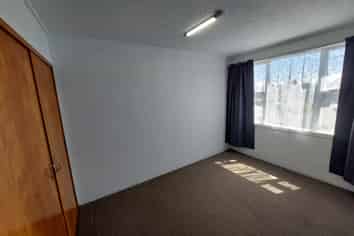 4/8 Eldon Road, Mount Eden