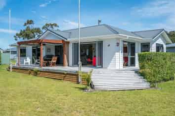17 Anchorage Road, Mangawhai Heads
