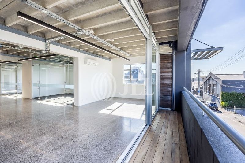Character Office with Modern Appeal - Widok 6