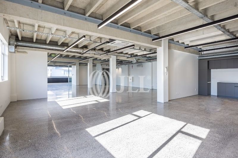 Character Office with Modern Appeal - Widok 5