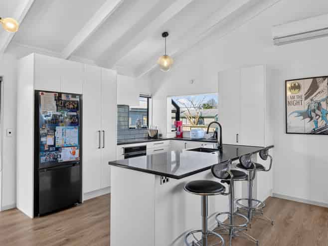 15B Lloyd Drive, Nawton