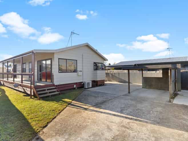 15B Lloyd Drive, Nawton