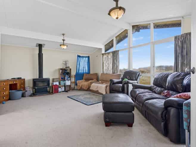 1516 State Highway 12, Paparoa