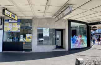Compact Retail Tenancy on Broadway