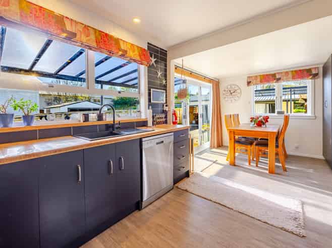 17 Watts Street, Waipawa