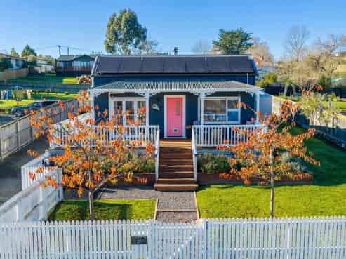 17 Watts Street, Waipawa